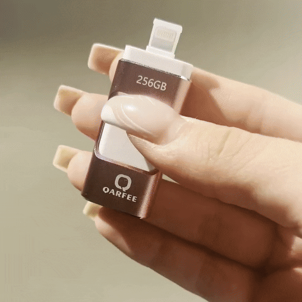SnapStick™ Mobile Storage